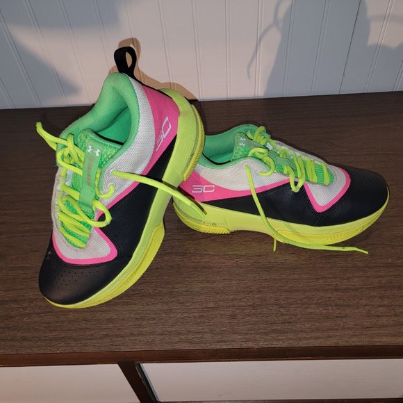 Curry - Picture 3 of 3